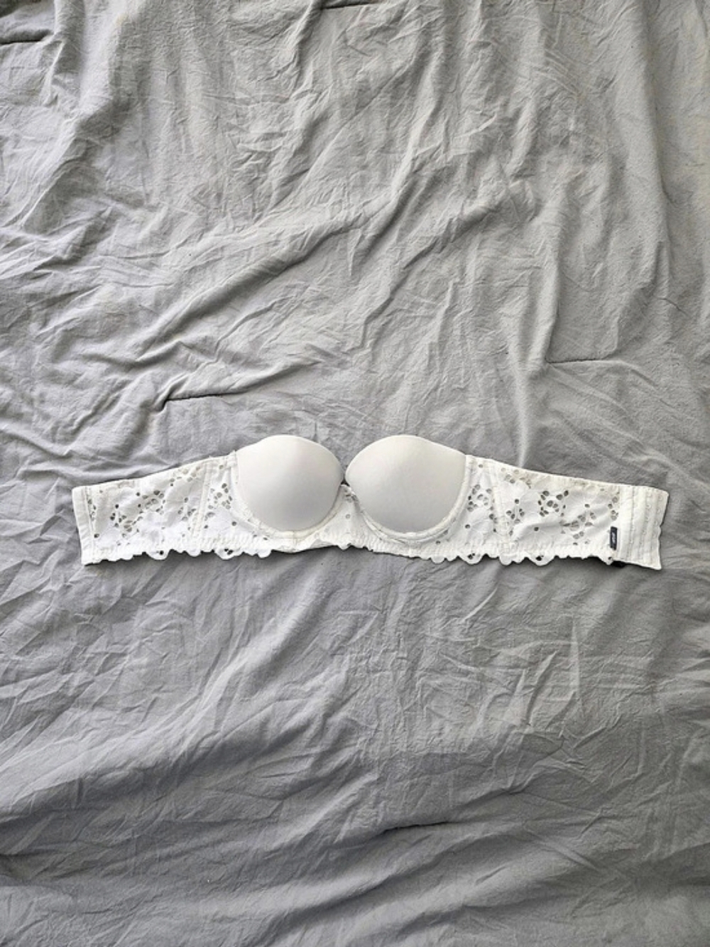 Aerie Lace Underwire Bra in White